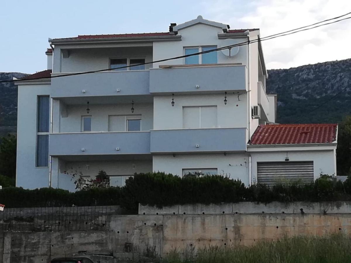 Apartment Istuk Kaštela Exterior foto